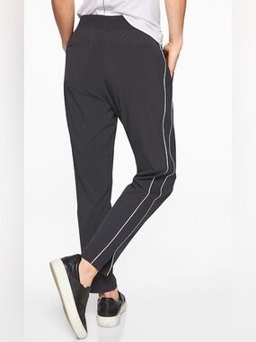 Athleta Brooklyn Luxe Ankle Pant 8T 31”